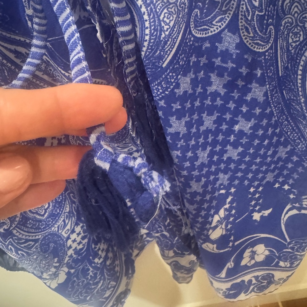 Rise & Bloom Beach/pool cover-up. 
100% poly. A size XL. Large okay too. - Picture 8 of 13